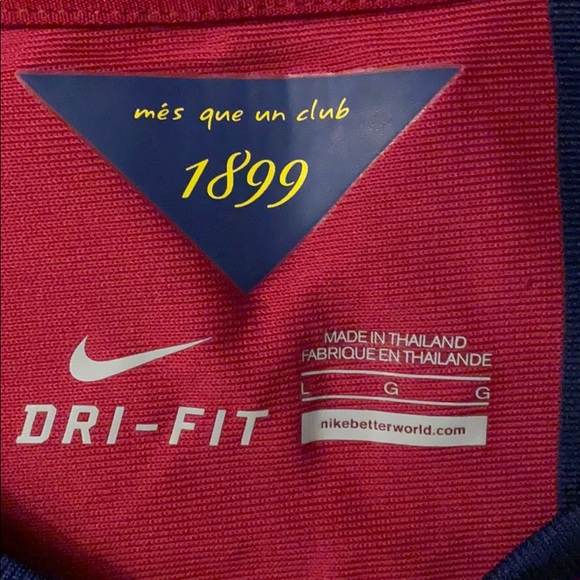 New- Barca Jersey - Picture 2 of 6